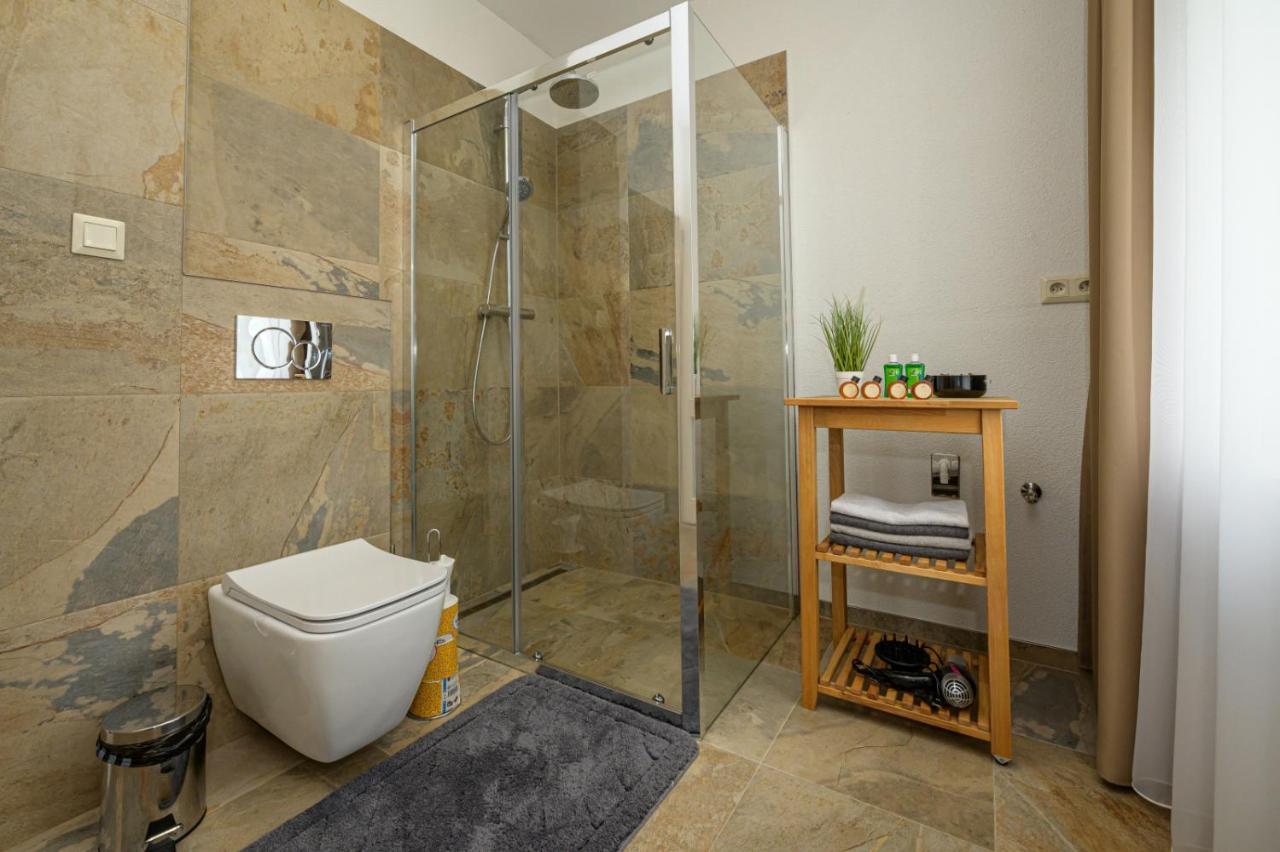 Vila Kollar Apartman 2 Vysoke Tatry Luaran gambar